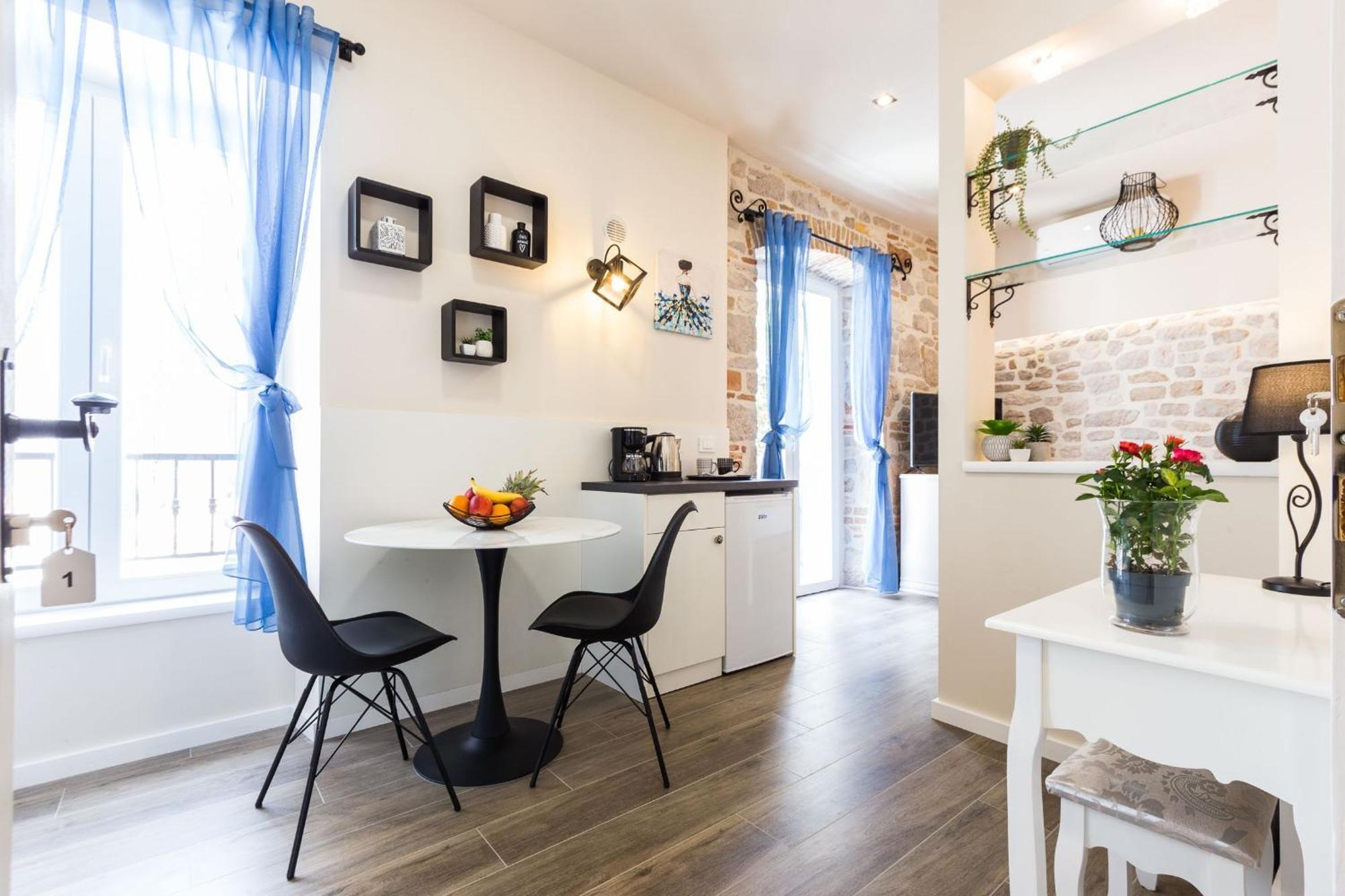 Angie Central Rooms Zadar Room photo